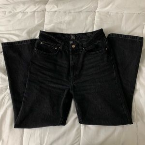 UO black relaxed straight jean